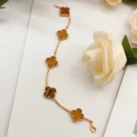 Cheap Van Cleef &amp; Arpels Bracelets For Women #1406591 Replica Wholesale [$34.00 USD] [ITEM#1406591] on Replica Van Cleef &amp; Arpels Bracelets