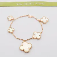 Cheap Van Cleef &amp; Arpels Bracelets For Women #1406597 Replica Wholesale [$32.00 USD] [ITEM#1406597] on Replica Van Cleef &amp; Arpels Bracelets