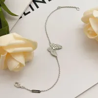 Cheap Van Cleef &amp; Arpels Bracelets For Women #1406608 Replica Wholesale [$25.00 USD] [ITEM#1406608] on Replica Van Cleef &amp; Arpels Bracelets