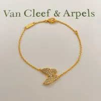 Cheap Van Cleef &amp; Arpels Bracelets For Women #1406610 Replica Wholesale [$25.00 USD] [ITEM#1406610] on Replica Van Cleef &amp; Arpels Bracelets