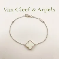 Cheap Van Cleef &amp; Arpels Bracelets For Women #1406638 Replica Wholesale [$25.00 USD] [ITEM#1406638] on Replica Van Cleef &amp; Arpels Bracelets