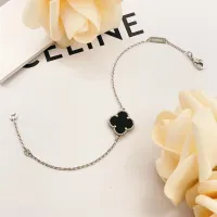 Cheap Van Cleef &amp; Arpels Bracelets For Women #1406641 Replica Wholesale [$25.00 USD] [ITEM#1406641] on Replica Van Cleef &amp; Arpels Bracelets