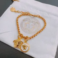 Cheap Versace Bracelets #1406768 Replica Wholesale [$39.00 USD] [ITEM#1406768] on Replica Versace Bracelets