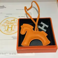 Cheap Hermes Key Holder And Bag Buckle #1406927 Replica Wholesale [$39.00 USD] [ITEM#1406927] on Replica Hermes Key Holder And Bag Buckle