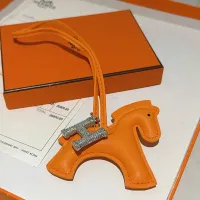 Cheap Hermes Key Holder And Bag Buckle #1406927 Replica Wholesale [$39.00 USD] [ITEM#1406927] on Replica Hermes Key Holder And Bag Buckle