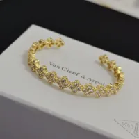Cheap Van Cleef &amp; Arpels Bracelets For Women #1407098 Replica Wholesale [$48.00 USD] [ITEM#1407098] on Replica Van Cleef &amp; Arpels Bracelets