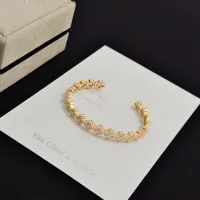 Cheap Van Cleef &amp; Arpels Bracelets For Women #1407098 Replica Wholesale [$48.00 USD] [ITEM#1407098] on Replica Van Cleef &amp; Arpels Bracelets