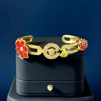 Cheap Versace Bracelets #1407115 Replica Wholesale [$32.00 USD] [ITEM#1407115] on Replica Versace Bracelets
