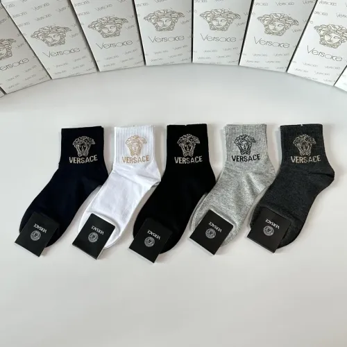 Cheap Versace Socks #1407326 Replica Wholesale [$27.00 USD] [ITEM#1407326] on Replica Versace Socks