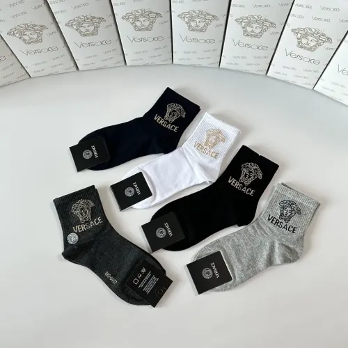 Cheap Versace Socks #1407326 Replica Wholesale [$27.00 USD] [ITEM#1407326] on Replica Versace Socks