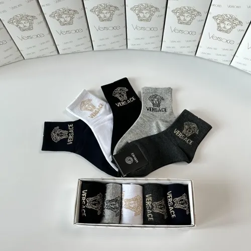 Cheap Versace Socks #1407326 Replica Wholesale [$27.00 USD] [ITEM#1407326] on Replica Versace Socks