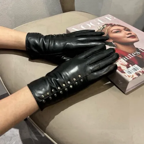 Cheap Chrome Hearts Gloves For Women #1407536 Replica Wholesale [$48.00 USD] [ITEM#1407536] on Replica Chrome Hearts Gloves