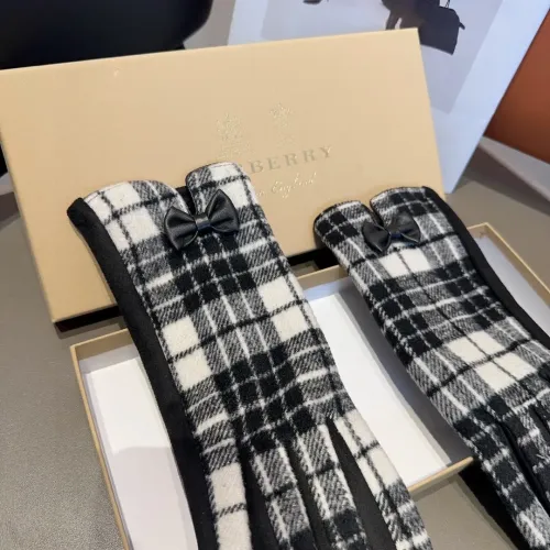 Cheap Burberry Gloves #1407559 Replica Wholesale [$38.00 USD] [ITEM#1407559] on Replica Burberry Gloves