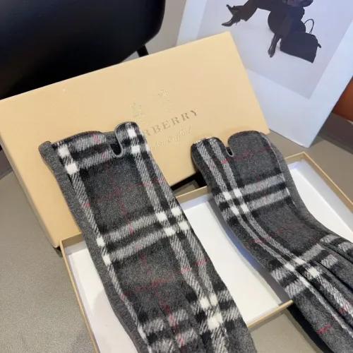 Cheap Burberry Gloves #1407565 Replica Wholesale [$38.00 USD] [ITEM#1407565] on Replica Burberry Gloves