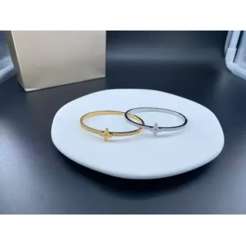 Cheap Louis Vuitton LV Bracelets #1407729 Replica Wholesale [$38.00 USD] [ITEM#1407729] on Replica Louis Vuitton LV Bracelets