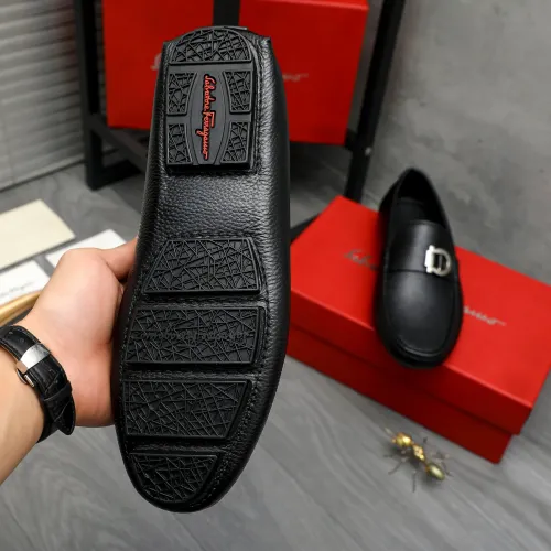 Cheap Salvatore Ferragamo Leather Shoes For Men #1407791 Replica Wholesale [$82.00 USD] [ITEM#1407791] on Replica Salvatore Ferragamo Leather Shoes