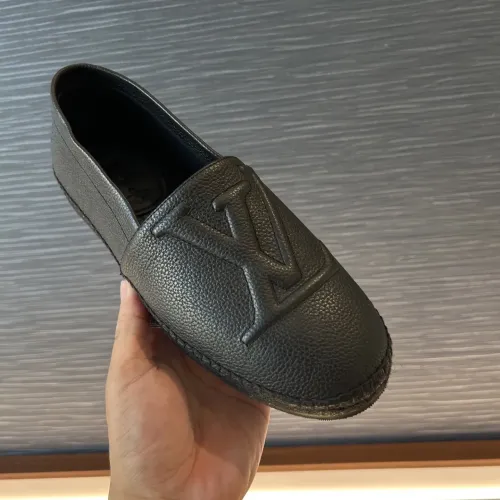 Cheap Louis Vuitton Flat Shoes For Men #1407808 Replica Wholesale [$122.00 USD] [ITEM#1407808] on Replica Louis Vuitton Flat Shoes