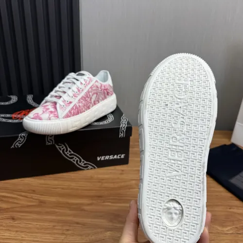 Cheap Versace Casual Shoes For Men #1408340 Replica Wholesale [$98.00 USD] [ITEM#1408340] on Replica Versace Casual Shoes