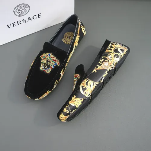 Versace Leather Shoes For Men #1408366