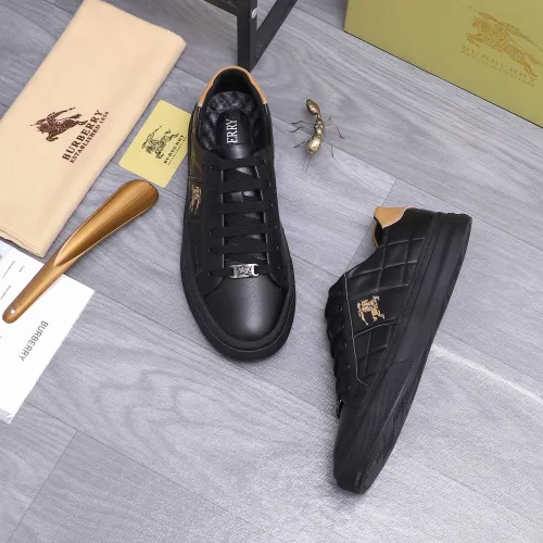 Cheap Burberry Casual Shoes For Men #1408509 Replica Wholesale [$80.00 USD] [ITEM#1408509] on Replica Burberry Casual Shoes