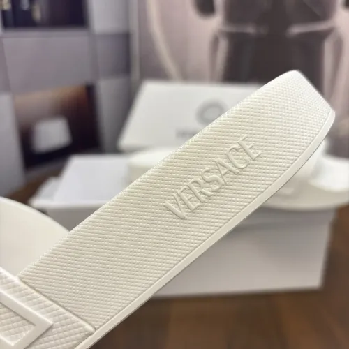 Cheap Versace Slippers For Men #1408792 Replica Wholesale [$48.00 USD] [ITEM#1408792] on Replica Versace Slippers