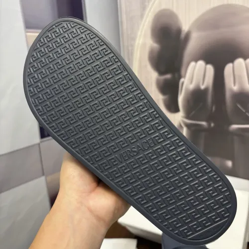 Cheap Versace Slippers For Men #1408793 Replica Wholesale [$48.00 USD] [ITEM#1408793] on Replica Versace Slippers