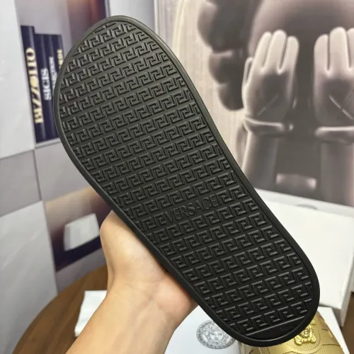 Cheap Versace Slippers For Men #1408817 Replica Wholesale [$48.00 USD] [ITEM#1408817] on Replica Versace Slippers