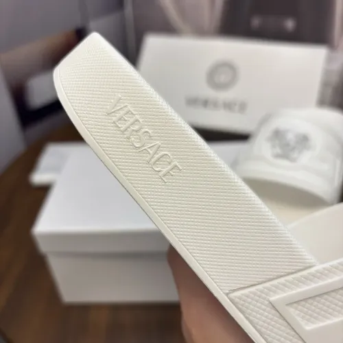 Cheap Versace Slippers For Men #1408825 Replica Wholesale [$48.00 USD] [ITEM#1408825] on Replica Versace Slippers