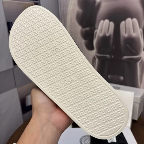 Cheap Versace Slippers For Men #1408829 Replica Wholesale [$48.00 USD] [ITEM#1408829] on Replica Versace Slippers