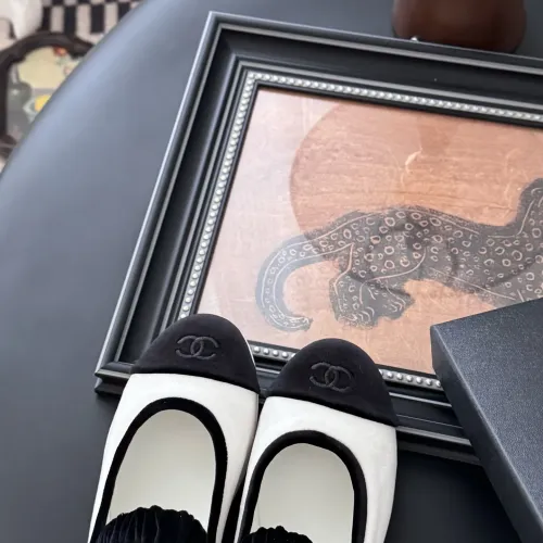 Cheap Chanel Flat Shoes For Women #1408904 Replica Wholesale [$102.00 USD] [ITEM#1408904] on Replica Chanel Flat Shoes