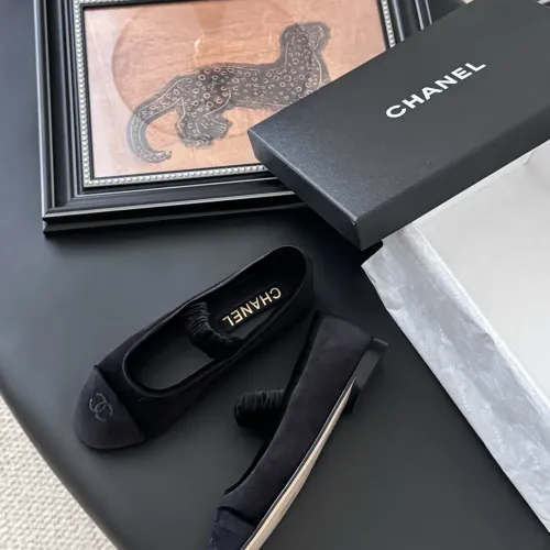 Chanel Flat Shoes For Women #1408906