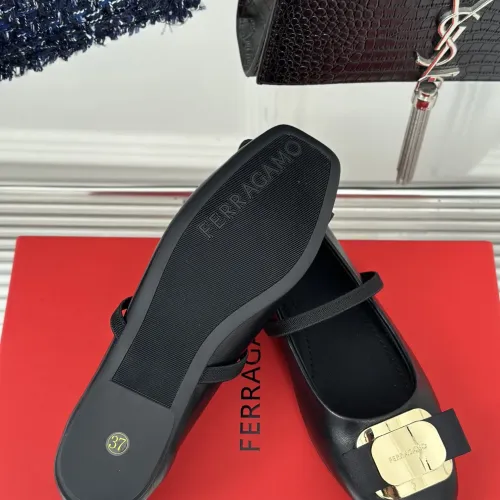 Cheap Salvatore Ferragamo Flat Shoes For Women #1408908 Replica Wholesale [$102.00 USD] [ITEM#1408908] on Replica Salvatore Ferragamo Flat Shoes