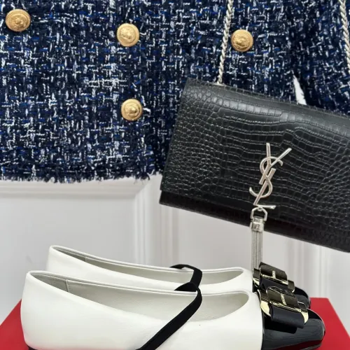 Cheap Salvatore Ferragamo Flat Shoes For Women #1408909 Replica Wholesale [$102.00 USD] [ITEM#1408909] on Replica Salvatore Ferragamo Flat Shoes