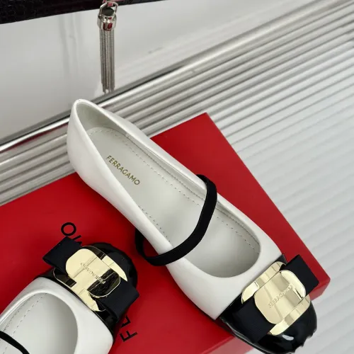Cheap Salvatore Ferragamo Flat Shoes For Women #1408909 Replica Wholesale [$102.00 USD] [ITEM#1408909] on Replica Salvatore Ferragamo Flat Shoes