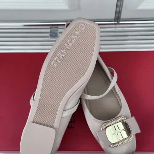 Cheap Salvatore Ferragamo Flat Shoes For Women #1408911 Replica Wholesale [$102.00 USD] [ITEM#1408911] on Replica Salvatore Ferragamo Flat Shoes
