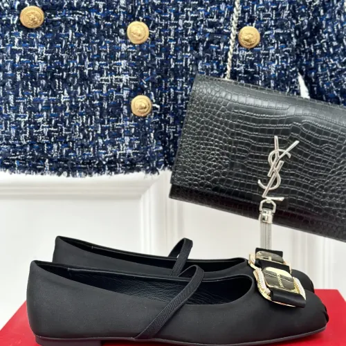 Cheap Salvatore Ferragamo Flat Shoes For Women #1408912 Replica Wholesale [$102.00 USD] [ITEM#1408912] on Replica Salvatore Ferragamo Flat Shoes