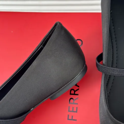 Cheap Salvatore Ferragamo Flat Shoes For Women #1408912 Replica Wholesale [$102.00 USD] [ITEM#1408912] on Replica Salvatore Ferragamo Flat Shoes