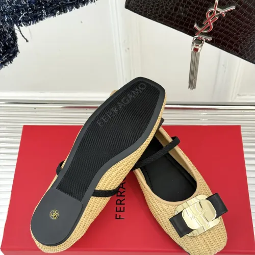 Cheap Salvatore Ferragamo Flat Shoes For Women #1408915 Replica Wholesale [$102.00 USD] [ITEM#1408915] on Replica Salvatore Ferragamo Flat Shoes