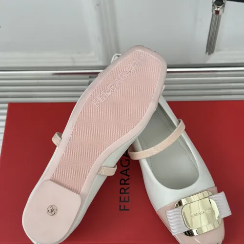 Cheap Salvatore Ferragamo Flat Shoes For Women #1408916 Replica Wholesale [$105.00 USD] [ITEM#1408916] on Replica Salvatore Ferragamo Flat Shoes