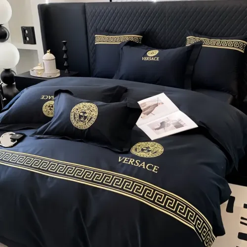 Cheap Versace Bedding #1408931 Replica Wholesale [$175.00 USD] [ITEM#1408931] on Replica Versace Bedding