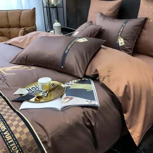 Cheap Louis Vuitton Bedding #1408954 Replica Wholesale [$150.00 USD] [ITEM#1408954] on Replica Louis Vuitton Bedding