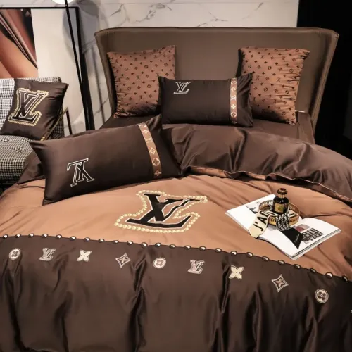 Cheap Louis Vuitton Bedding #1408956 Replica Wholesale [$150.00 USD] [ITEM#1408956] on Replica Louis Vuitton Bedding