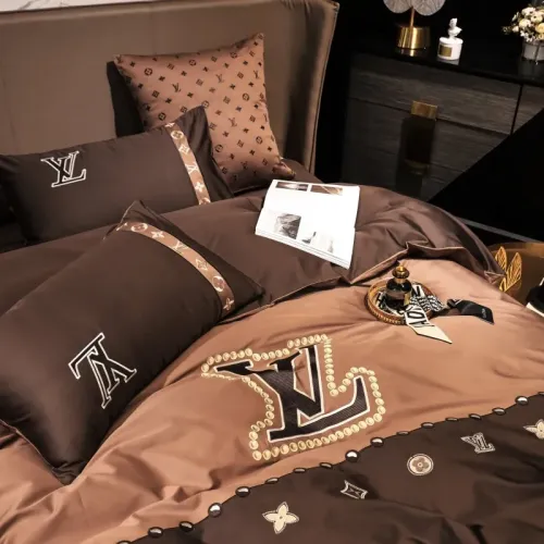 Cheap Louis Vuitton Bedding #1408956 Replica Wholesale [$150.00 USD] [ITEM#1408956] on Replica Louis Vuitton Bedding