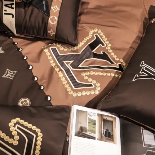 Cheap Louis Vuitton Bedding #1408956 Replica Wholesale [$150.00 USD] [ITEM#1408956] on Replica Louis Vuitton Bedding