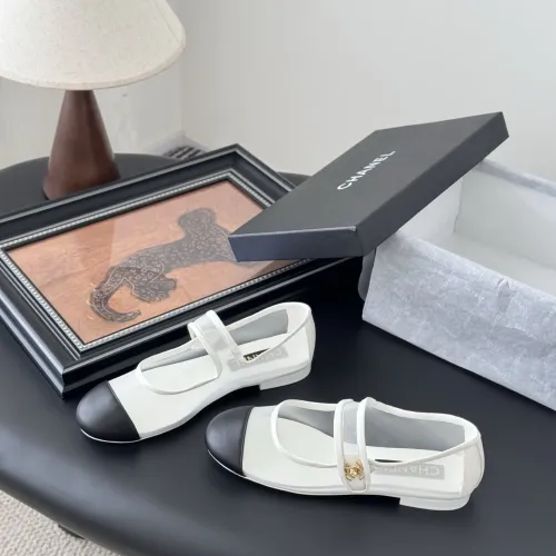 Chanel Flat Shoes For Women #1408995