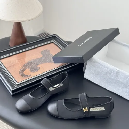 Chanel Flat Shoes For Women #1408998