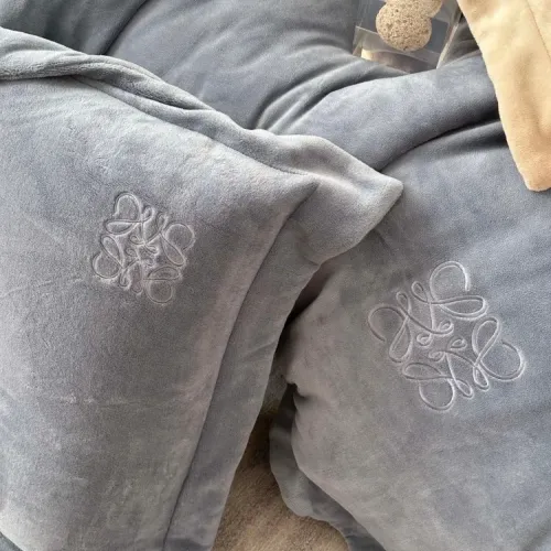 Cheap LOEWE Bedding #1409302 Replica Wholesale [$150.00 USD] [ITEM#1409302] on Replica LOEWE Bedding