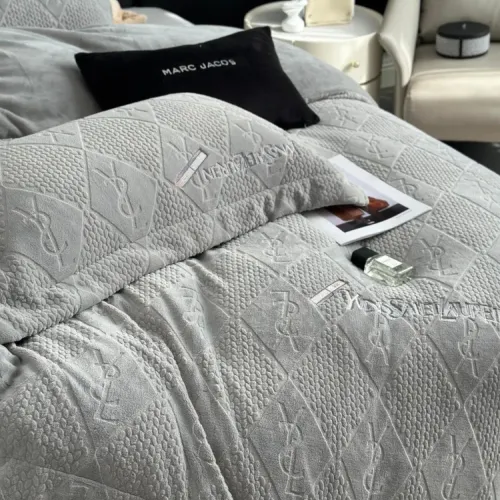 Cheap Yves Saint Laurent YSL Bedding #1409319 Replica Wholesale [$150.00 USD] [ITEM#1409319] on Replica Yves Saint Laurent YSL Bedding