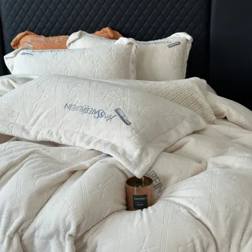Cheap Yves Saint Laurent YSL Bedding #1409327 Replica Wholesale [$150.00 USD] [ITEM#1409327] on Replica Yves Saint Laurent YSL Bedding