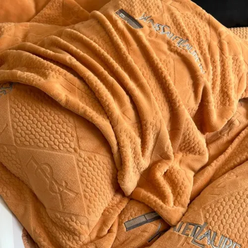 Cheap Yves Saint Laurent YSL Bedding #1409331 Replica Wholesale [$150.00 USD] [ITEM#1409331] on Replica Yves Saint Laurent YSL Bedding